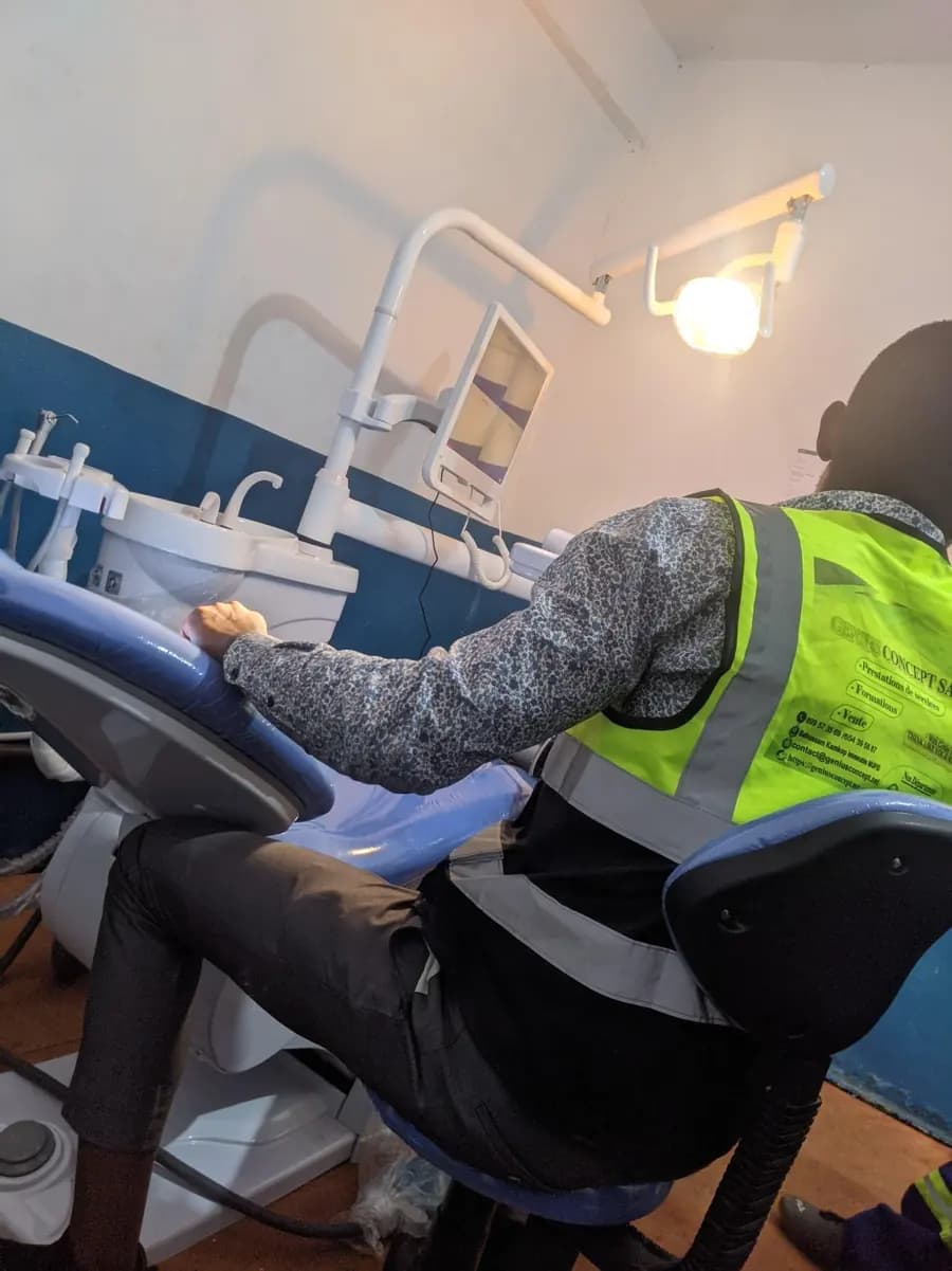 Installation d’un fauteuil dentaire